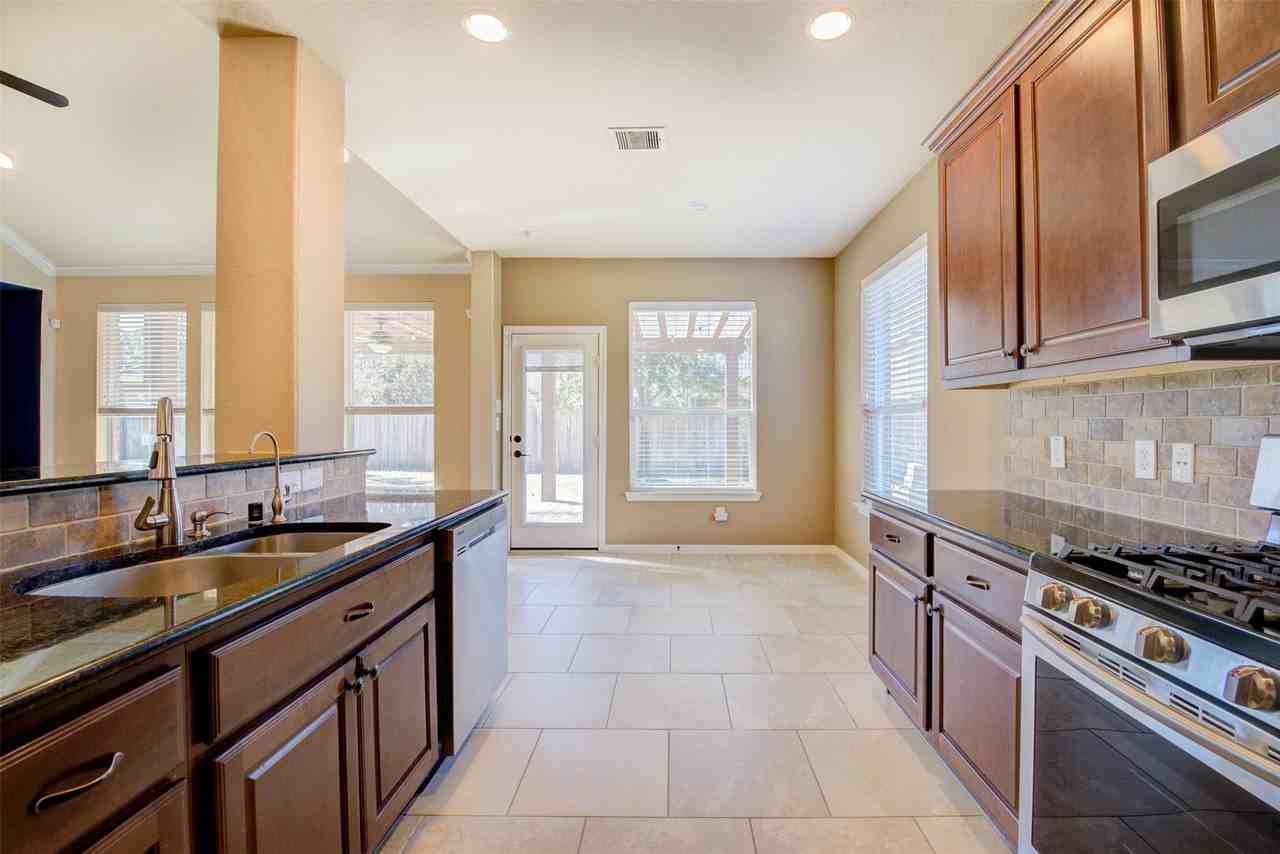 87 N Pinto Point Cir #87 - Photo 4 of 38