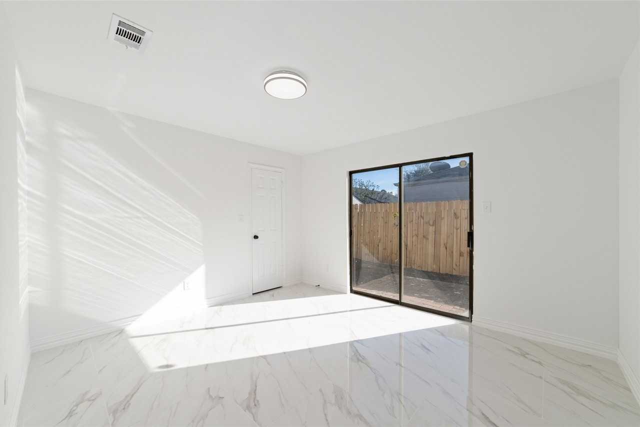 2707 Ashford Trail Dr #2707 - Photo 5 of 35