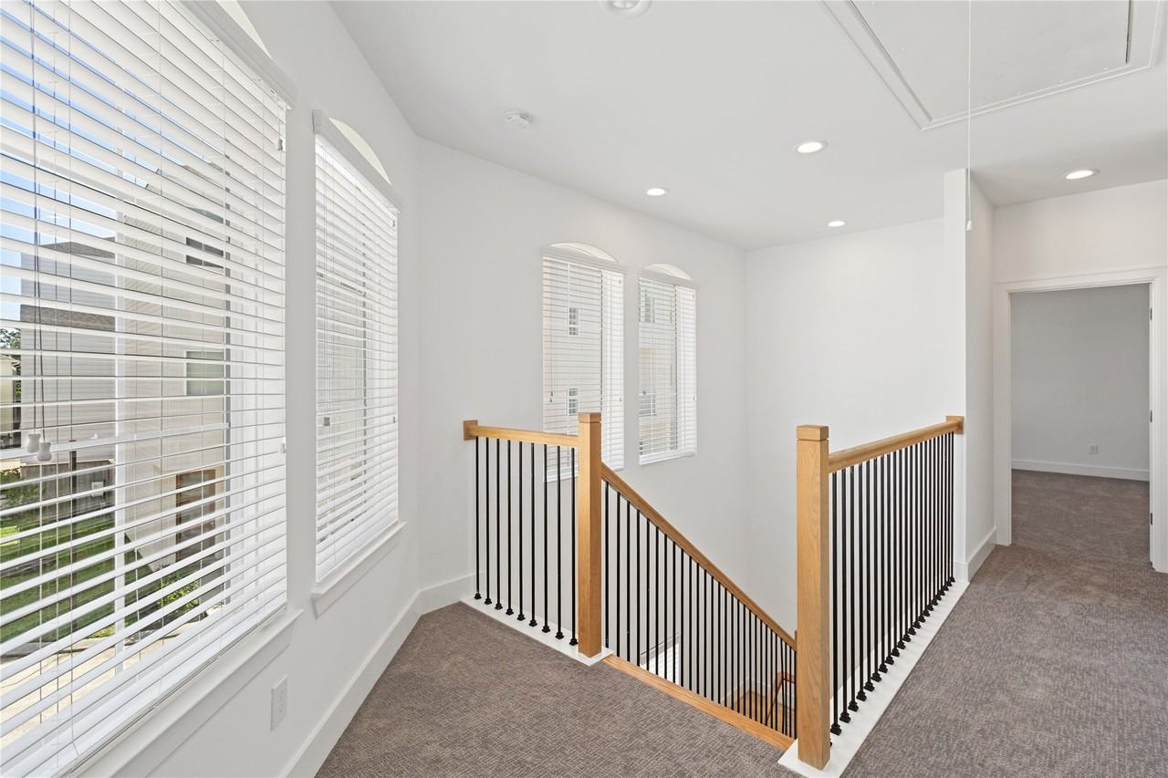 7702 Westside Villas Ln #7702VILLAS - Photo 7 of 31