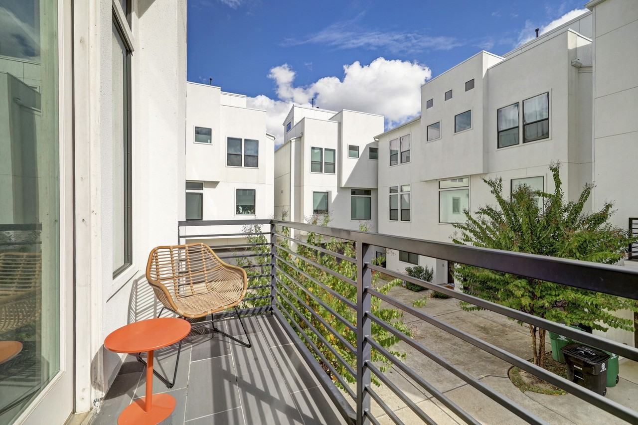 5622 Kiam St #5622F - Photo 4 of 30