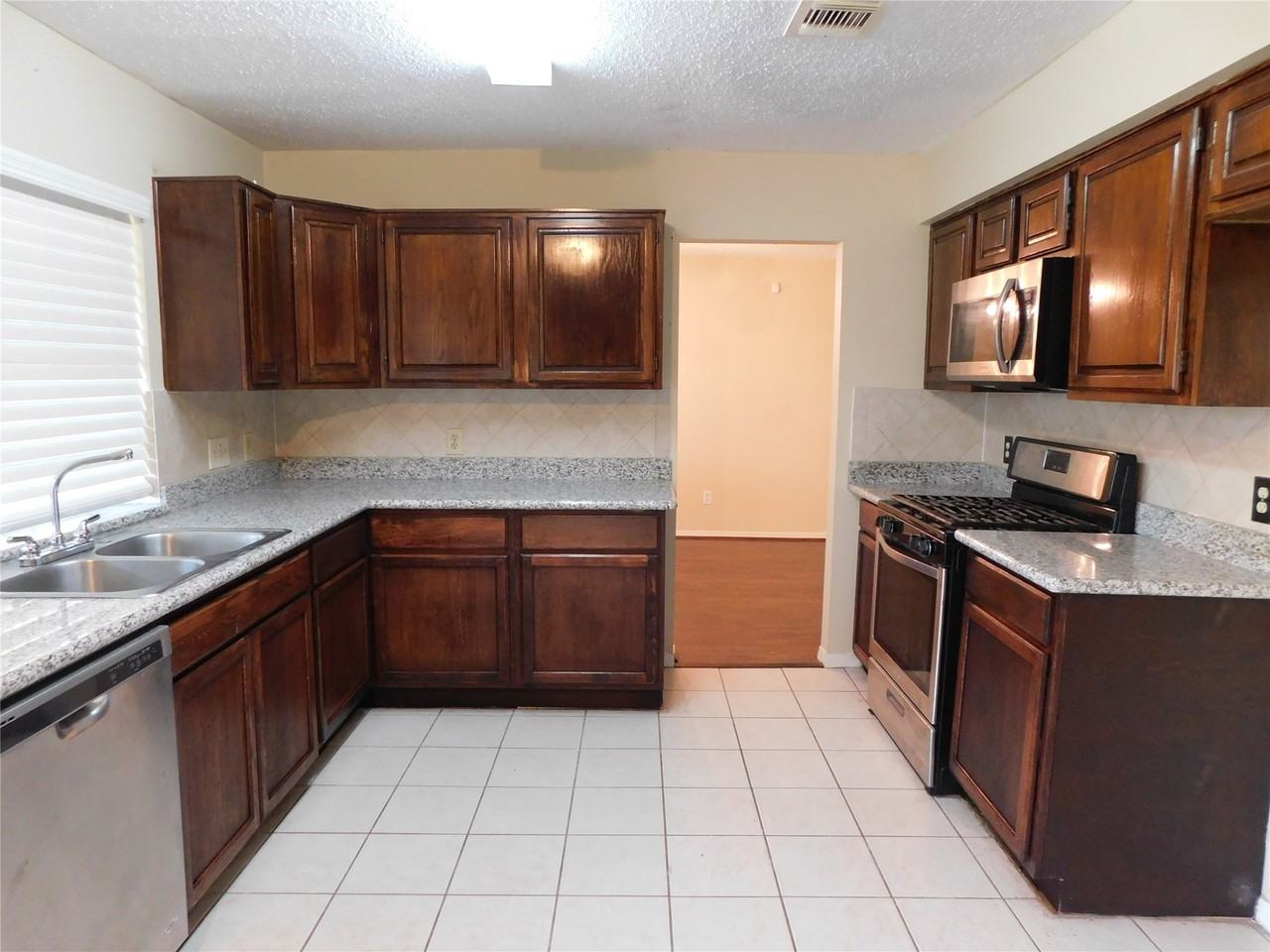 3303 Rimrock Dr #3303 - Photo 7 of 50