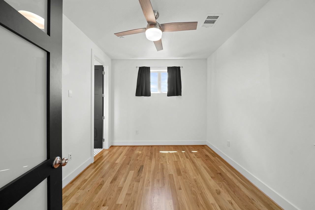 5341 Larkin St #5341 - Photo 3 of 21