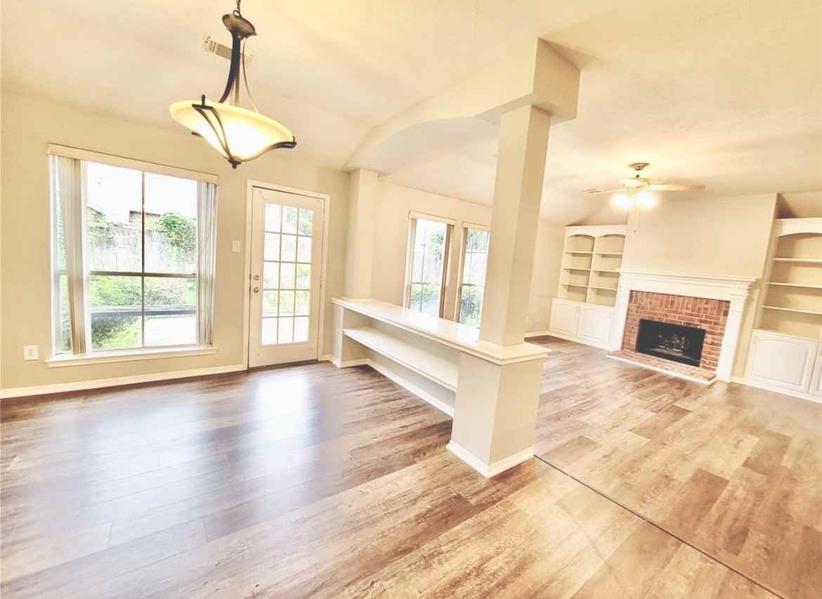 4318 Laurel Creek Ct #4318 - Photo 5 of 10