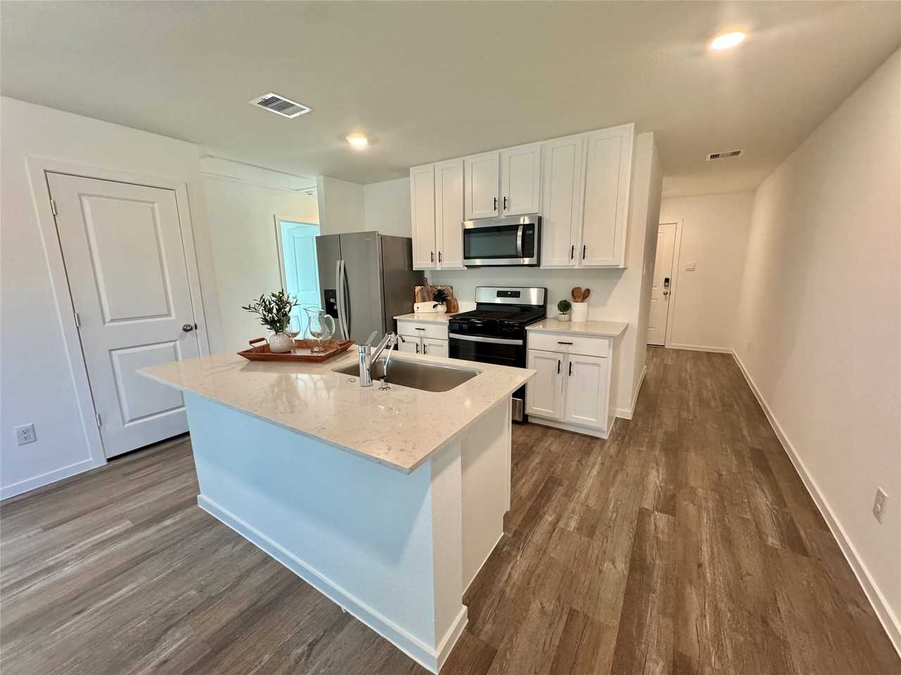 40962 Seasoned Oak Ln #40962 - Photo 6 of 15