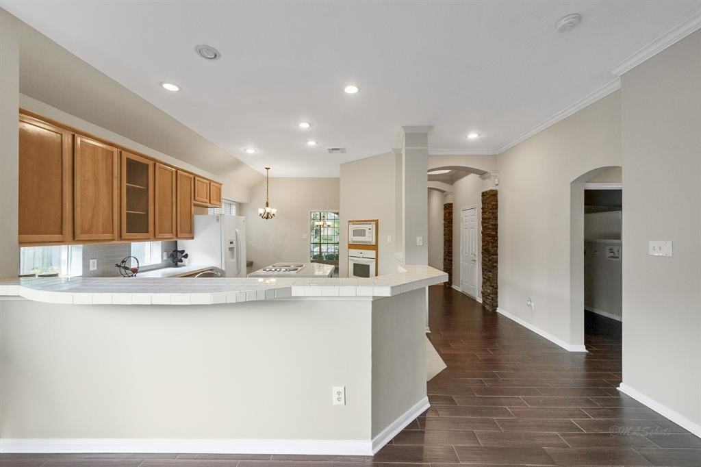 7211 Bethany Bay Dr #7211 - Photo 2 of 12