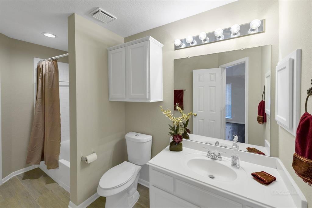 7211 Bethany Bay Dr #7211 - Photo 5 of 12