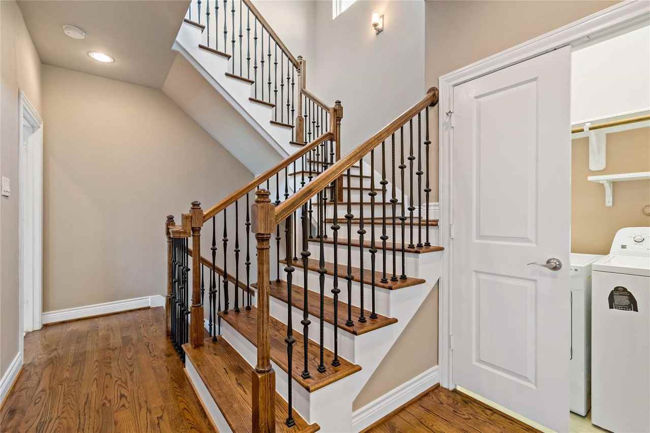 4312 Dickson St #4312B - Photo 6 of 32