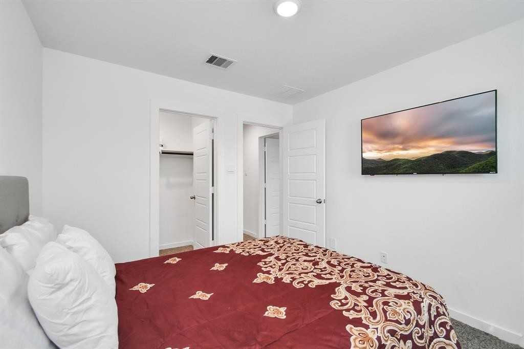 12231 City Rose Ct #12231 - Photo 4 of 8