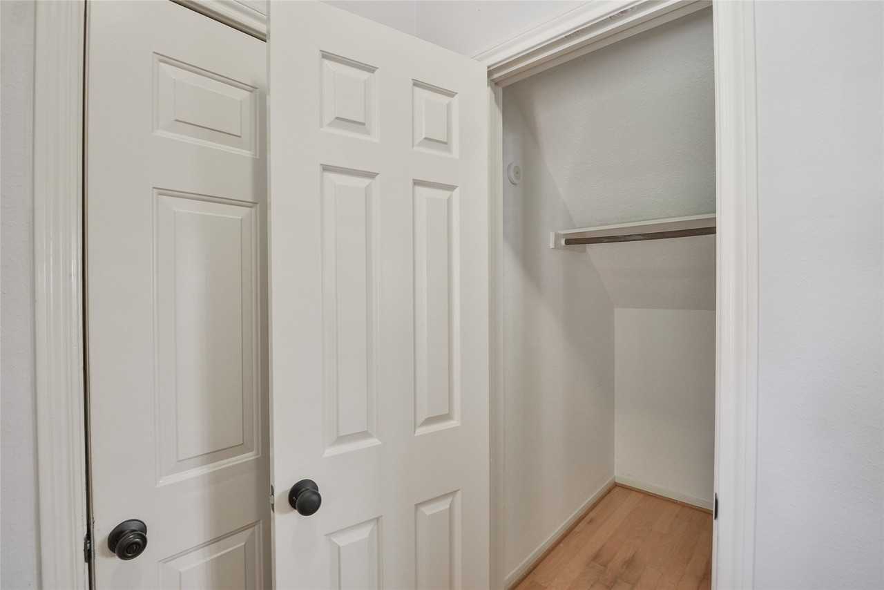 4527 Natural Bridge Dr #4527 - Photo 7 of 34