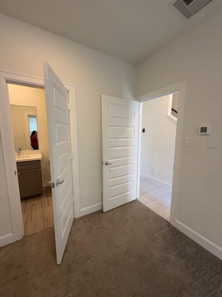 2733 Eado Edge Ct #2733 - Photo 3 of 14