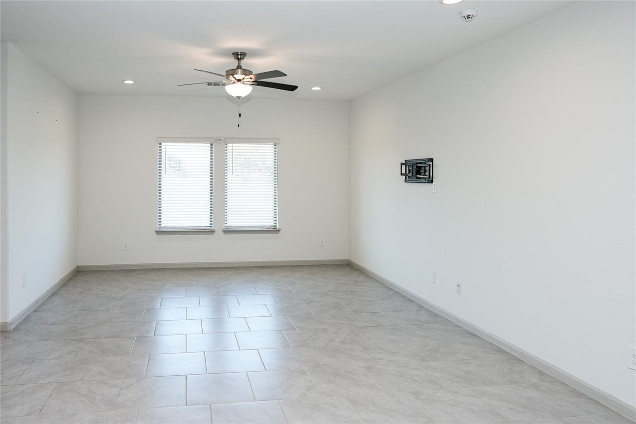 3542 Park Vista Dr #3542 - Photo 7 of 33