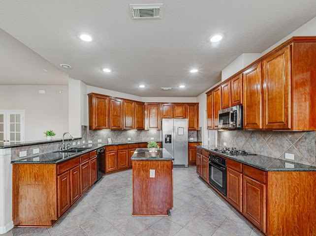 7303 Enchanted Rock Ln #7303 - Photo 4 of 22