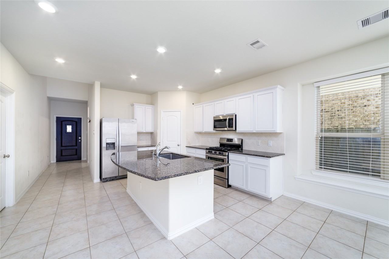 4418 Lone Alcove Dr #4418 - Photo 6 of 27