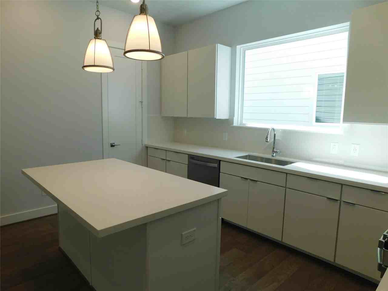 4223 Eli St #4223 - Photo 4 of 46