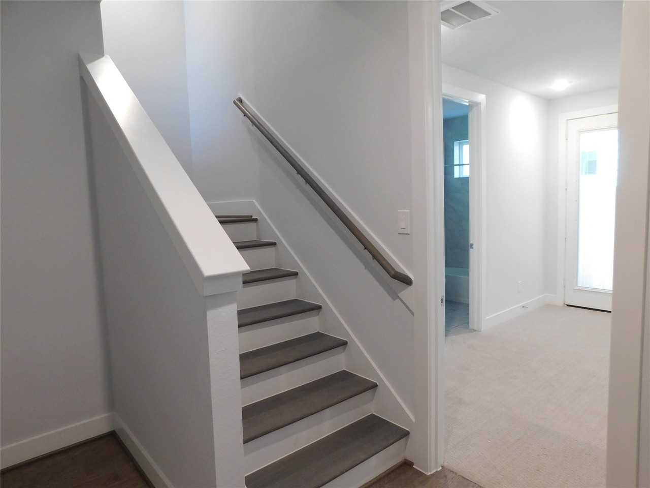 4223 Eli St #4223 - Photo 6 of 46