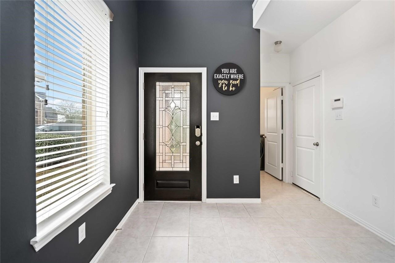 12102 City Trek Ln #12102 - Photo 3 of 19