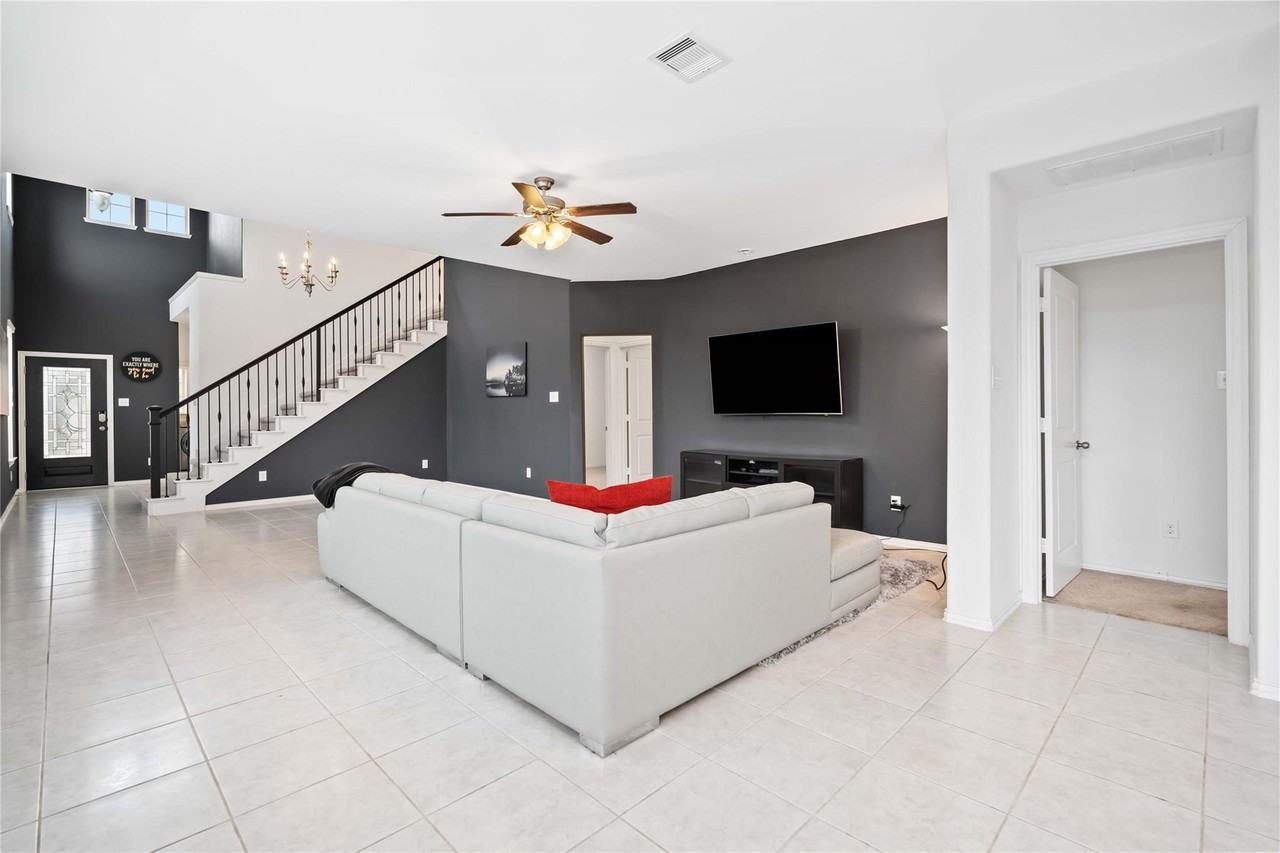 12102 City Trek Ln #12102 - Photo 6 of 19