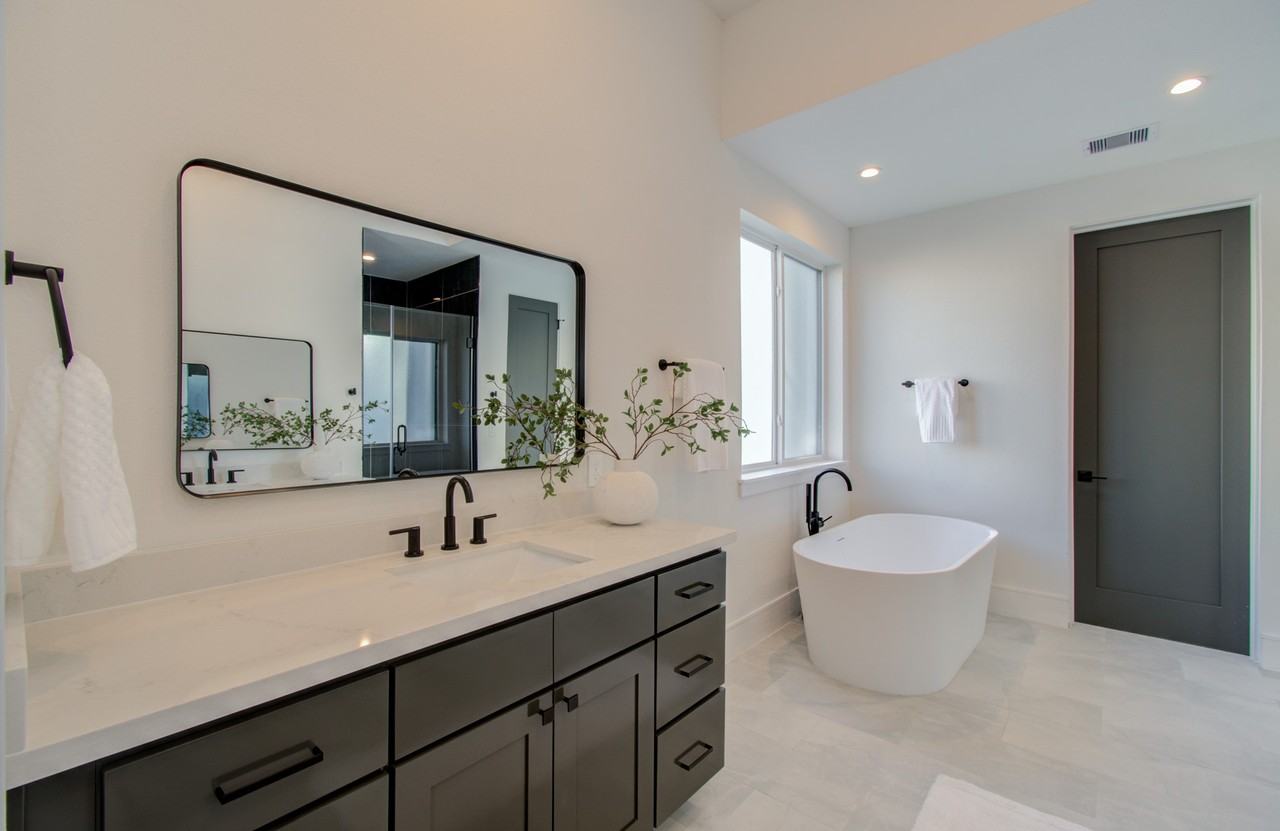 1643 Bingle Rd #1643 - Photo 6 of 50