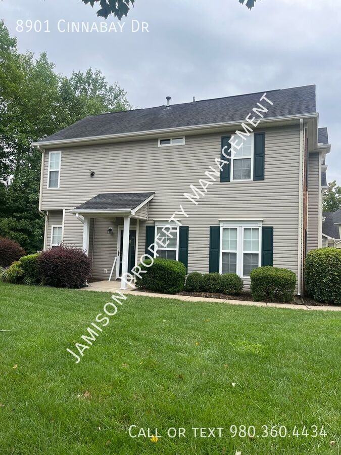 8901 Cinnabay Dr - Photo 2 of 21