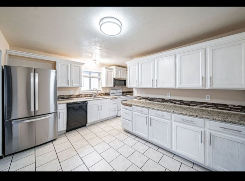 953 N Blvd - Photo 7 of 19