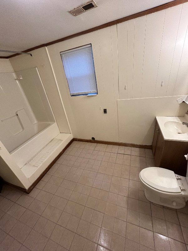 2867 New Clinton Rd - Photo 2 of 9