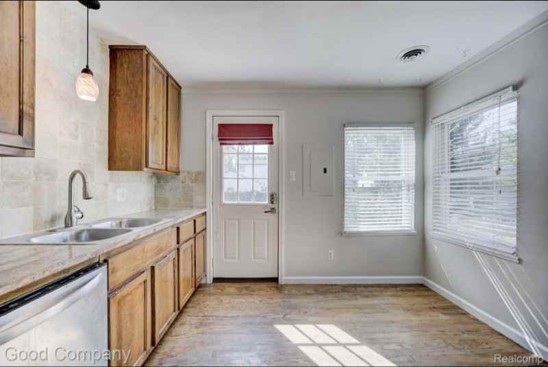 600 E Kalama Ave - Photo 7 of 20