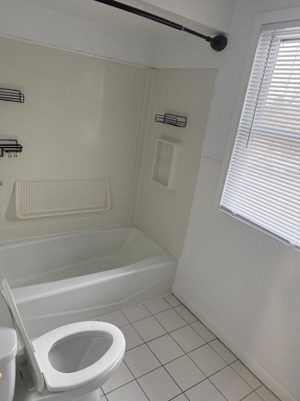 13677 Cedar Rd - Photo 3 of 12