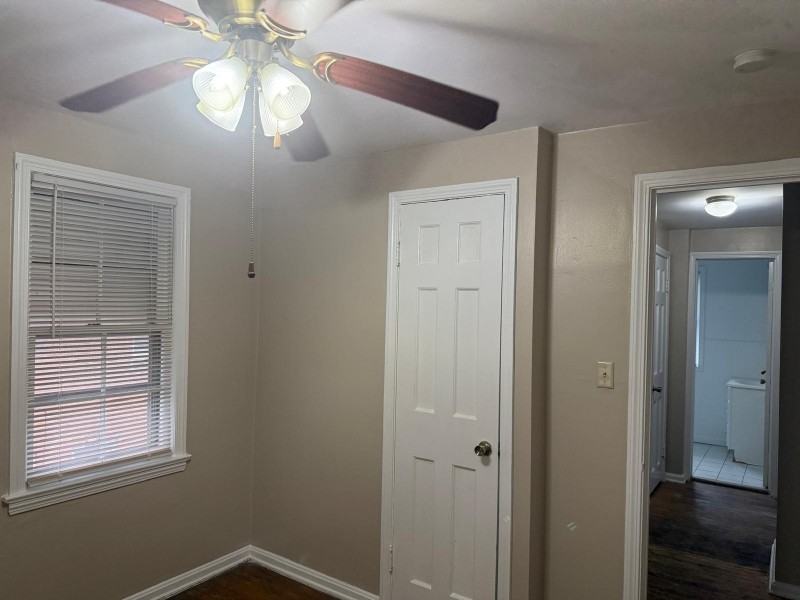 13677 Cedar Rd - Photo 4 of 12