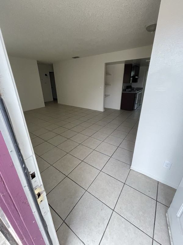 429 S Backer Ave #204 - Photo 3 of 17