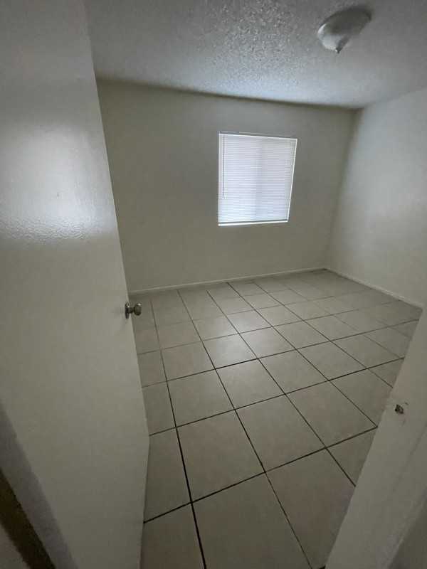 429 S Backer Ave #204 - Photo 5 of 17