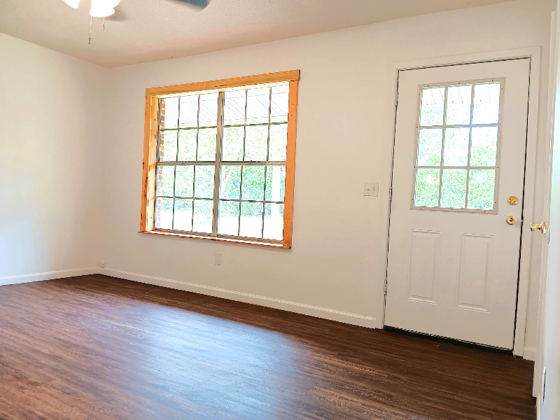 252 Sanders Rd - Photo 6 of 19