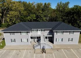 featured image of 111 W 9th St #1