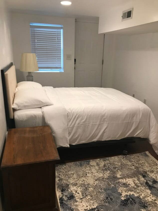 127 N Patterson Park Ave #2 - Photo 4 of 9