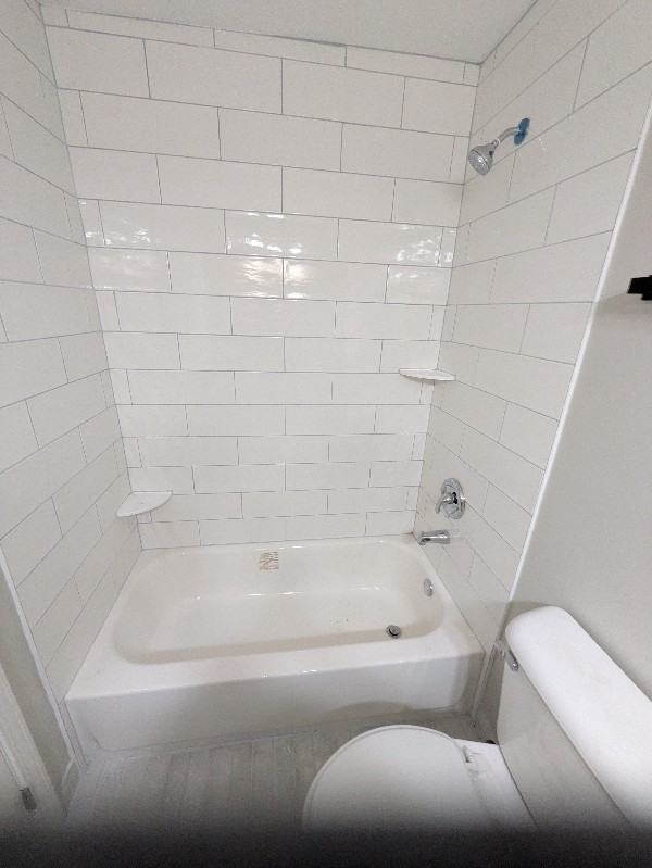 571 Village Ln - Photo 6 of 9