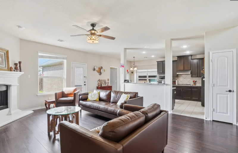 2615 Gum Tree Trl - Photo 3 of 20