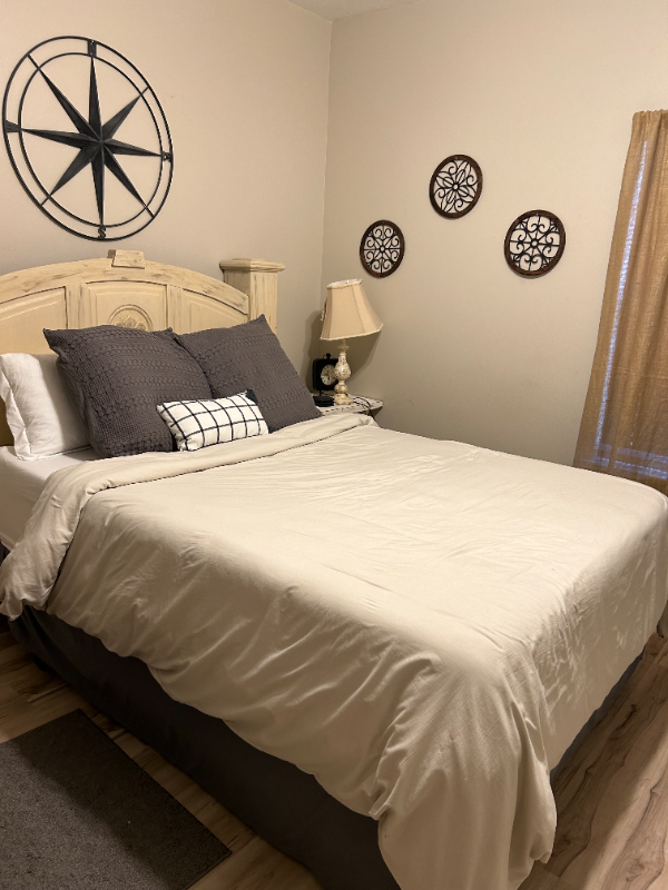 1061 Gage Dr - Photo 6 of 10