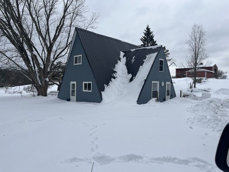 14586 7 Mile Rd - Photo 2 of 8