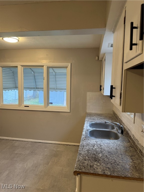 20814 Watson Rd - Photo 3 of 16