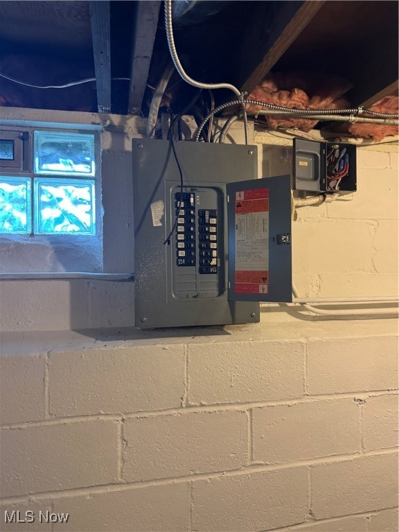 20814 Watson Rd - Photo 6 of 16