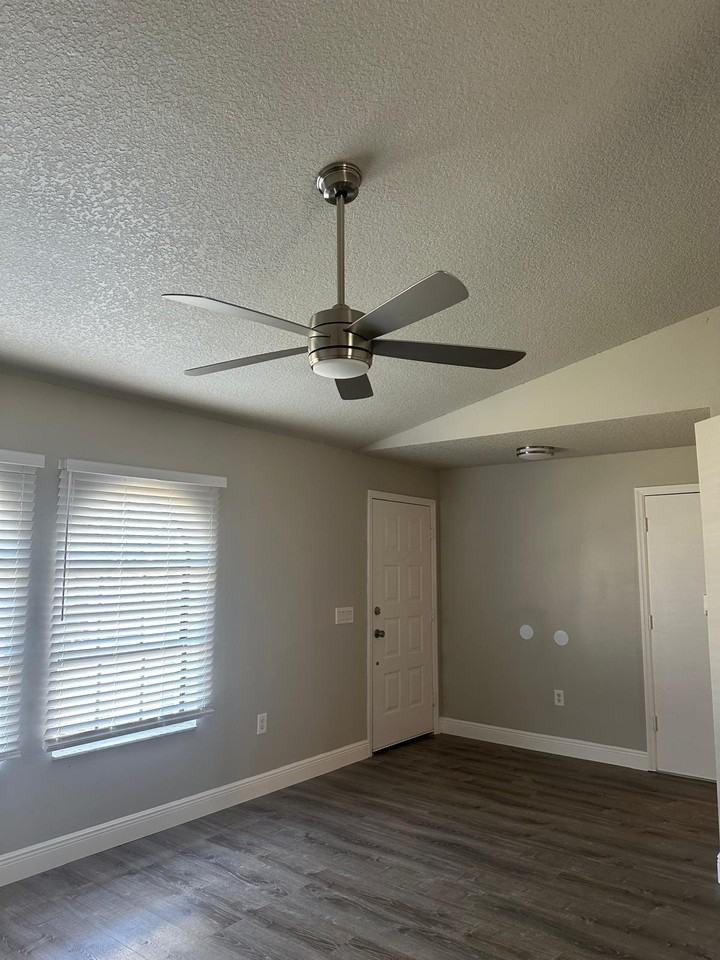 790 Gillen Ave Nw #NA - Photo 3 of 28