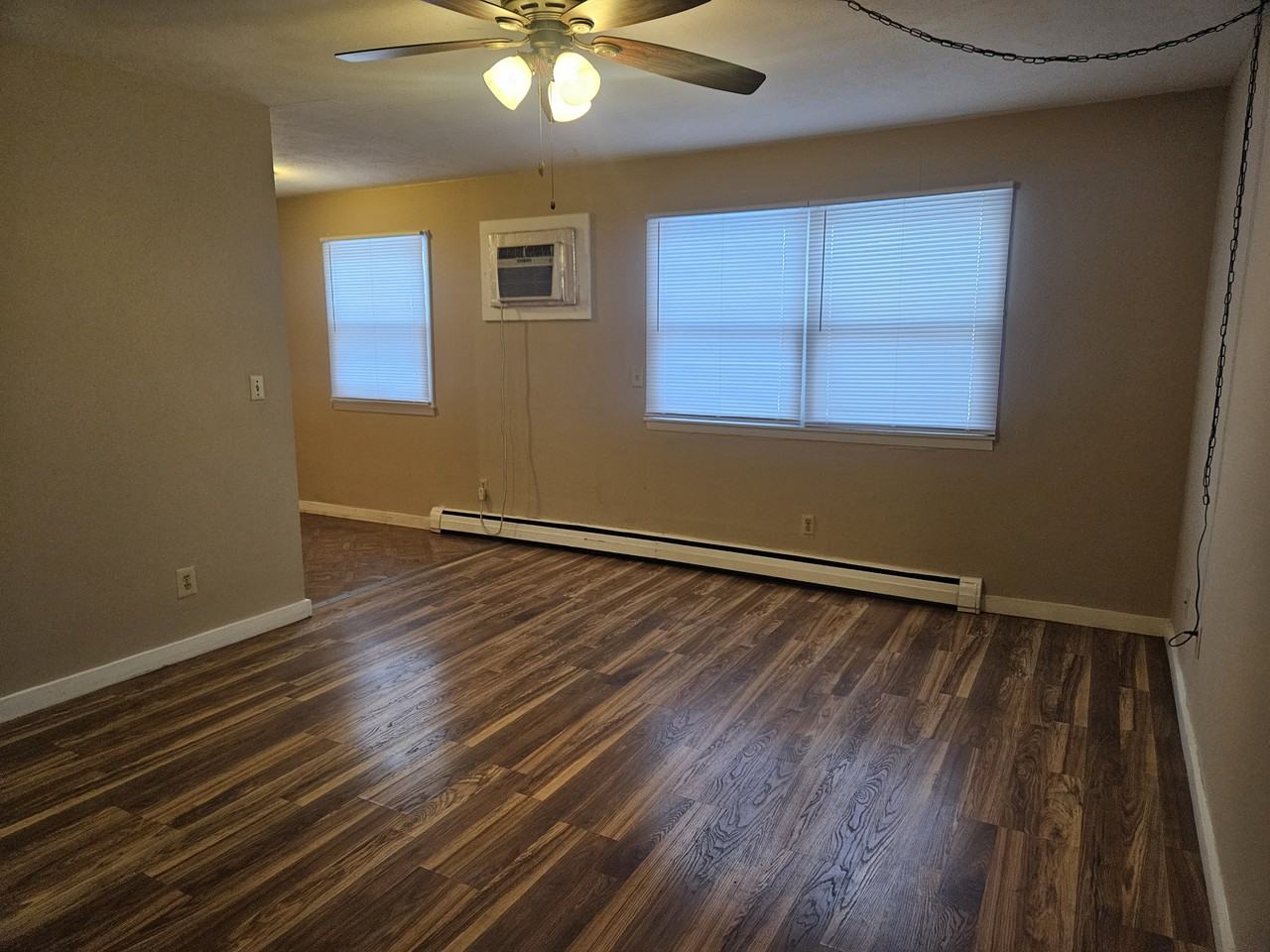 107 College Park Ct #2 - Photo 3 of 10