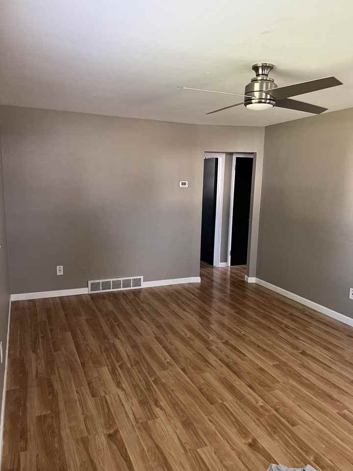 1122 Sharon Ave #NA - Photo 2 of 17