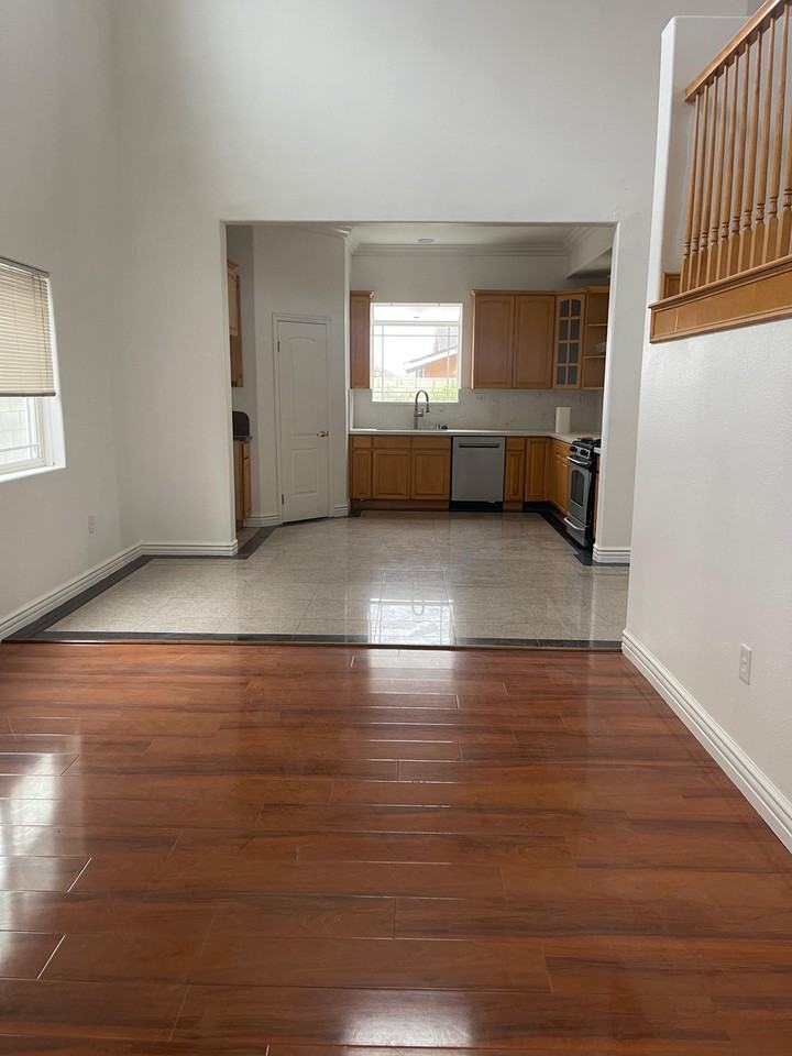 326 S Euclid St #NA - Photo 5 of 24