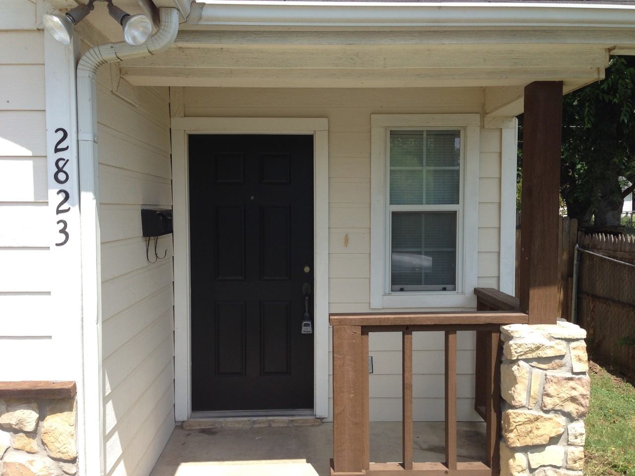 2821 Frazier Ave #2823 - Photo 2 of 20