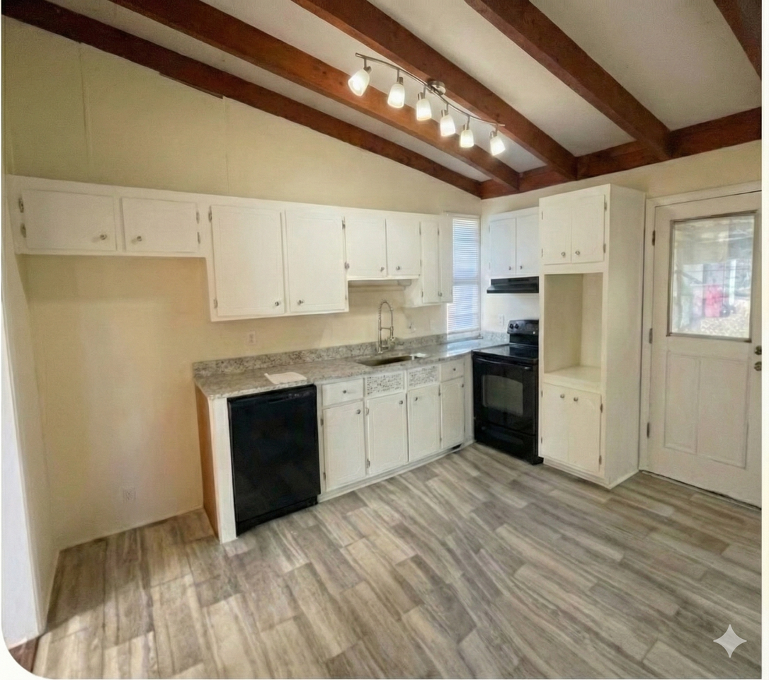 2820 Riverview Rd #NA - Photo 3 of 10