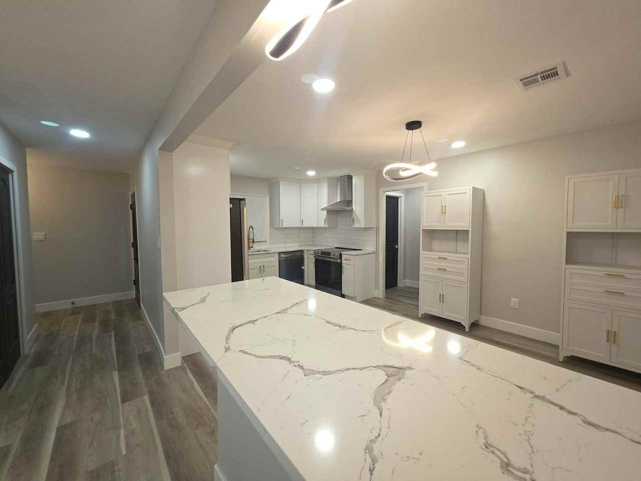 24 Pilgrim Lane - Photo 7 of 34