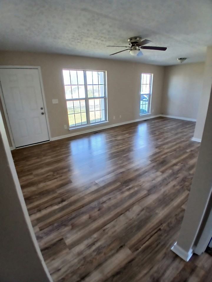 502 Indian Ave - Photo 4 of 13