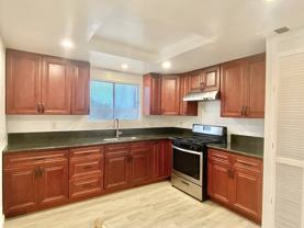 11944 Runnymede St #09 - Photo 1 of 1