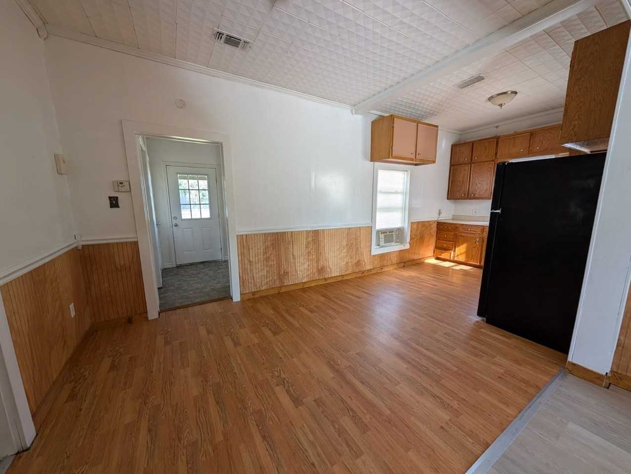 510 W Bilbo St - Photo 4 of 13