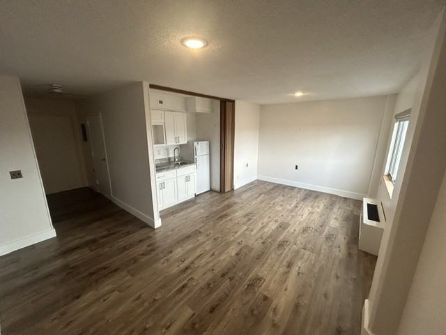 745 Walnut Street - Photo 3 of 44